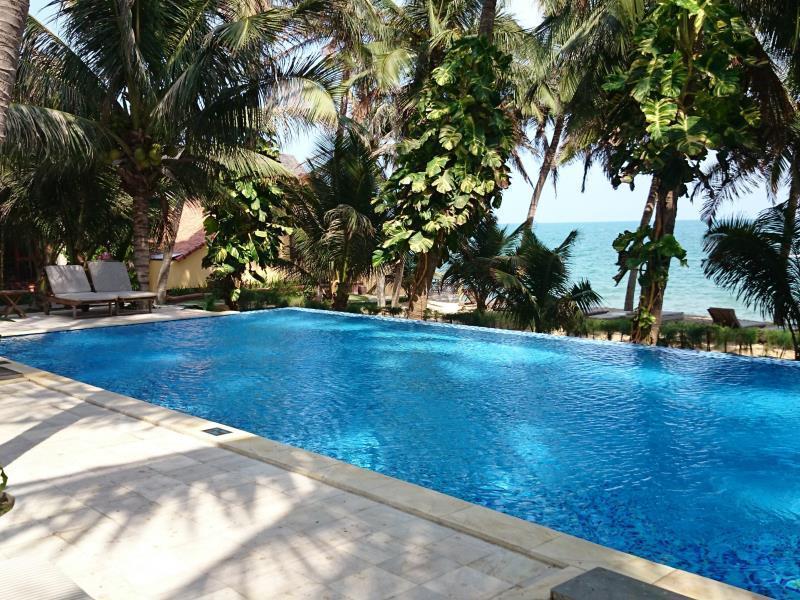 Sunshine Beach Resort Mui Ne Exterior photo